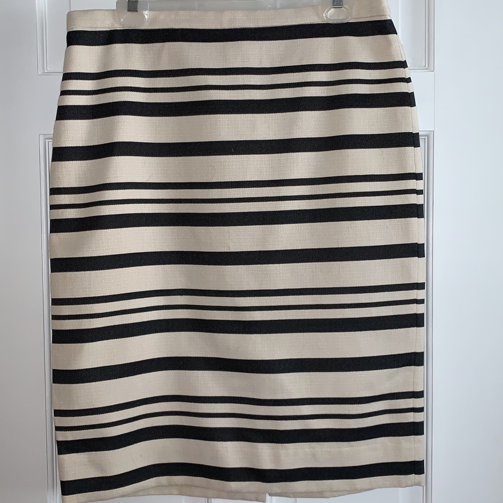 NWT J Crew Pencil Skirt